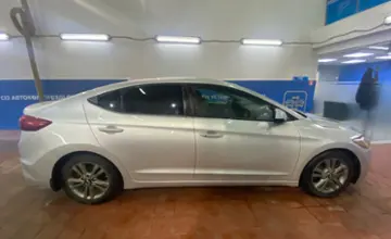 Hyundai Elantra 2018 года за 7 000 000 тг. в Астана фото 4