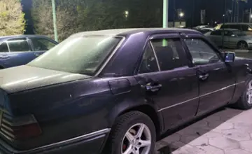Mercedes-Benz E-Класс 1993 года за 1 500 000 тг. в Талдыкорган