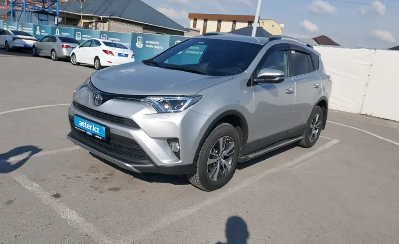 Toyota RAV4 2018 года за 15 000 000 тг. в Шымкент