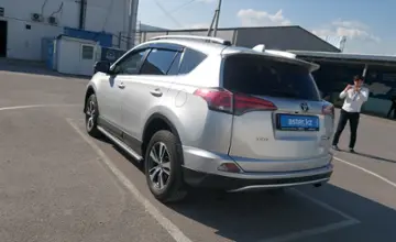 Toyota RAV4 2018 года за 15 000 000 тг. в Шымкент фото 4
