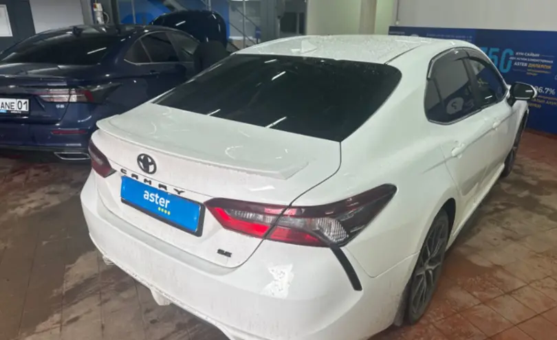 Toyota Camry 2021 года за 13 000 000 тг. в Астана фото 5