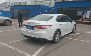 Toyota Camry 2020 года за 13 700 000 тг. в Алматы фото 3