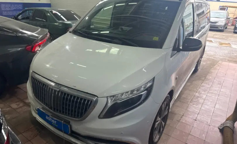 Mercedes-Benz Metris 2015 года за 18 000 000 тг. в Астана