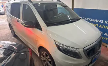 Mercedes-Benz Metris 2015 года за 18 000 000 тг. в Астана фото 3