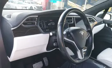 Tesla Model X 2016 года за 18 000 000 тг. в Шымкент фото 5