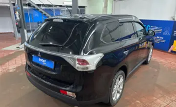 Mitsubishi Outlander 2013 года за 8 000 000 тг. в Астана