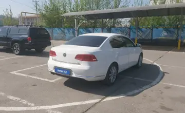 Volkswagen Passat 2011 года за 5 000 000 тг. в Алматы фото 3