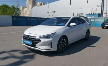 Hyundai Elantra 2019 года за 6 500 000 тг. в Шымкент фото 1