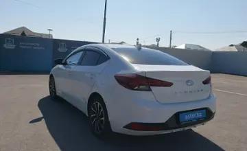 Hyundai Elantra 2019 года за 6 500 000 тг. в Шымкент фото 4