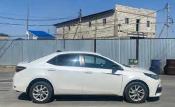Toyota Corolla 2018 года за 7 600 000 тг. в Атырау фото 4