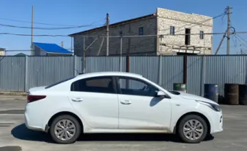 Kia Rio 2018 года за 6 000 000 тг. в Атырау фото 4