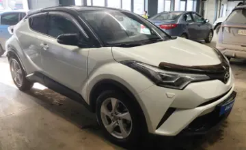 Toyota C-HR 2019 года за 11 000 000 тг. в Астана фото 2