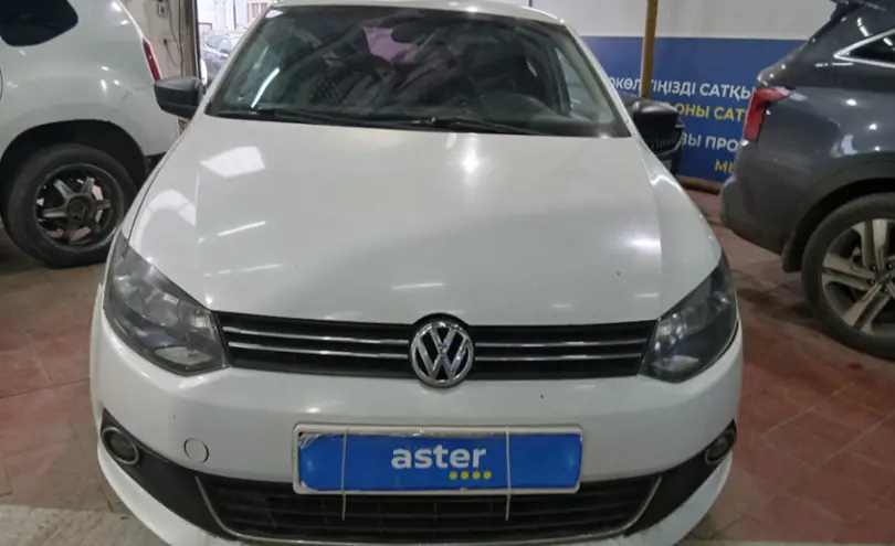Volkswagen Polo 2014 года за 4 000 000 тг. в Астана фото 2