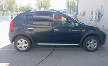 Renault Sandero 2013 года за 3 500 000 тг. в Тараз фото 4