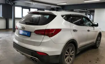 Hyundai Santa Fe 2012 года за 9 000 000 тг. в Астана фото 3