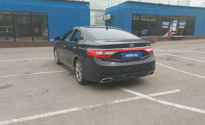 Hyundai Grandeur 2015 года за 8 800 000 тг. в Алматы фото 4