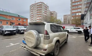 Toyota Land Cruiser Prado 2006 года за 10 000 000 тг. в Актобе