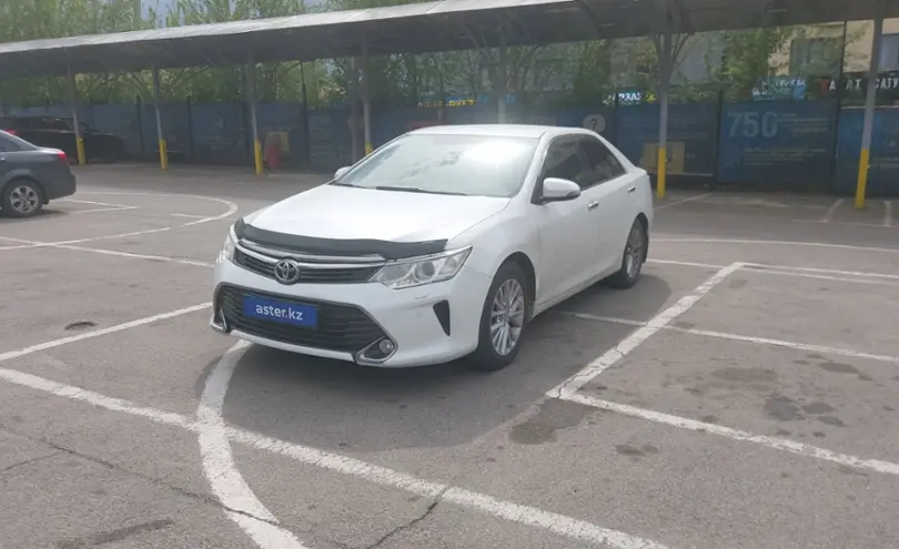 Toyota Camry 2015 года за 11 000 000 тг. в Алматы