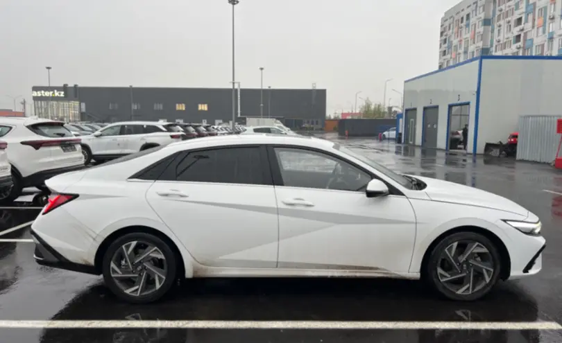 Hyundai Elantra 2024 года за 8 000 000 тг. в Алматы фото 4
