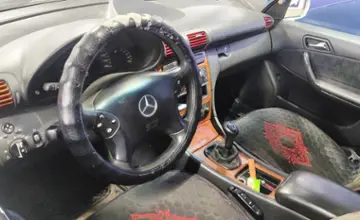 Mercedes-Benz C-Класс 2006 года за 2 600 000 тг. в Астана фото 5