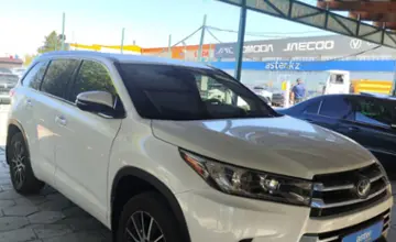 Toyota Highlander 2017 года за 17 000 000 тг. в Талдыкорган фото 3
