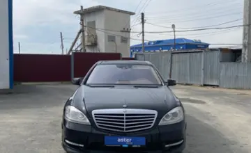 Mercedes-Benz S-Класс 2010 года за 13 000 000 тг. в Атырау фото 2