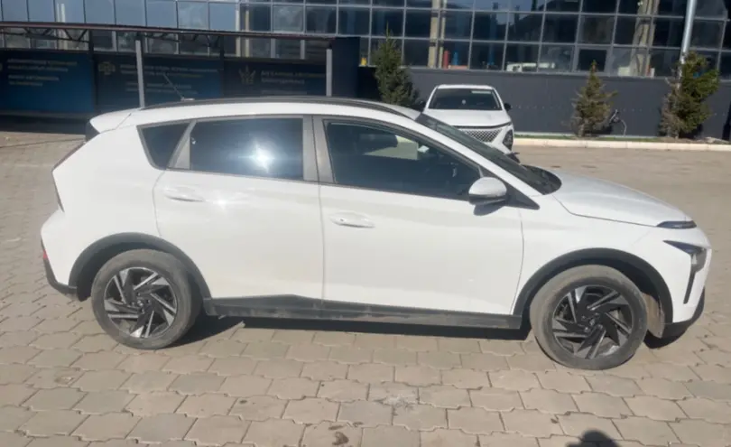 Hyundai Bayon 2023 года за 6 800 000 тг. в Караганда фото 4