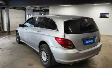Mercedes-Benz R-Класс 2006 года за 8 000 000 тг. в Астана фото 4