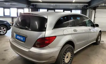 Mercedes-Benz R-Класс 2006 года за 8 000 000 тг. в Астана фото 3