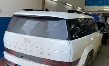 Hyundai Santa Fe 2024 года за 18 500 000 тг. в Астана
