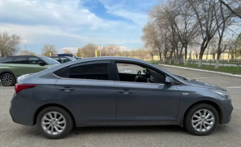 Hyundai Accent 2019 года за 7 000 000 тг. в Актобе фото 4
