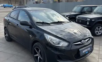 Hyundai Solaris 2013 года за 3 000 000 тг. в Уральск фото 3