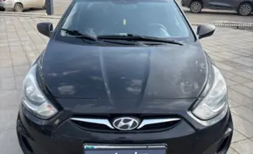 Hyundai Solaris 2013 года за 3 000 000 тг. в Уральск фото 2