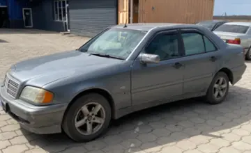 Mercedes-Benz C-Класс 1998 года за 1 500 000 тг. в Караганда фото 1