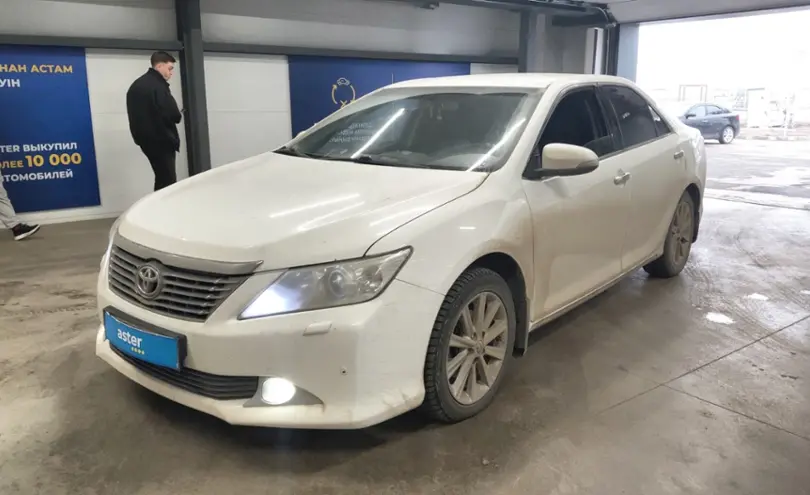 Toyota Camry 2012 года за 10 000 000 тг. в Астана