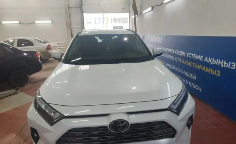 Toyota RAV4 2023 года за 20 000 000 тг. в Астана фото 2