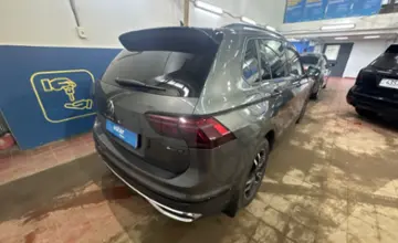 Volkswagen Tiguan 2021 года за 17 000 000 тг. в Астана