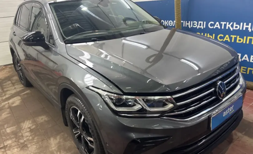 Volkswagen Tiguan 2021 года за 17 000 000 тг. в Астана фото 3