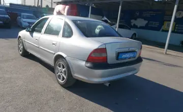 Opel Vectra 1997 года за 900 000 тг. в Шымкент фото 4