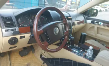 Volkswagen Touareg 2004 года за 4 500 000 тг. в Алматы фото 5