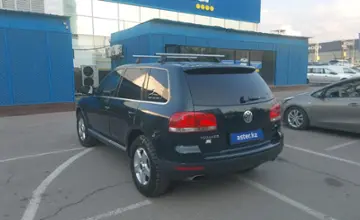Volkswagen Touareg 2004 года за 4 500 000 тг. в Алматы фото 4