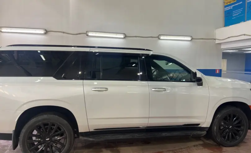 Cadillac Escalade 2023 года за 65 000 000 тг. в Астана фото 4