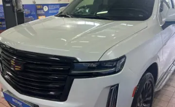 Cadillac Escalade 2023 года за 65 000 000 тг. в Астана фото 1