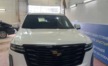 Cadillac Escalade 2023 года за 65 000 000 тг. в Астана фото 2