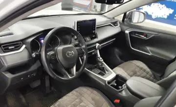 Toyota RAV4 2021 года за 15 500 000 тг. в Астана фото 5