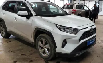 Toyota RAV4 2021 года за 15 500 000 тг. в Астана фото 2