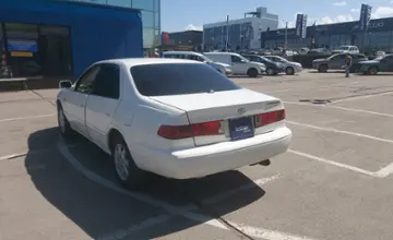Toyota Camry 2000 года за 3 000 000 тг. в Алматы фото 4