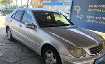 Mercedes-Benz C-Класс 2002 года за 2 500 000 тг. в Талдыкорган фото 3