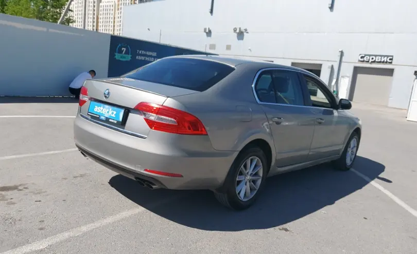 Skoda Superb 2013 года за 4 000 000 тг. в Шымкент фото 3