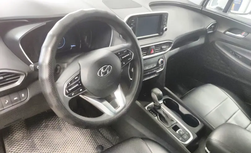Hyundai Santa Fe 2019 года за 12 500 000 тг. в Астана фото 5